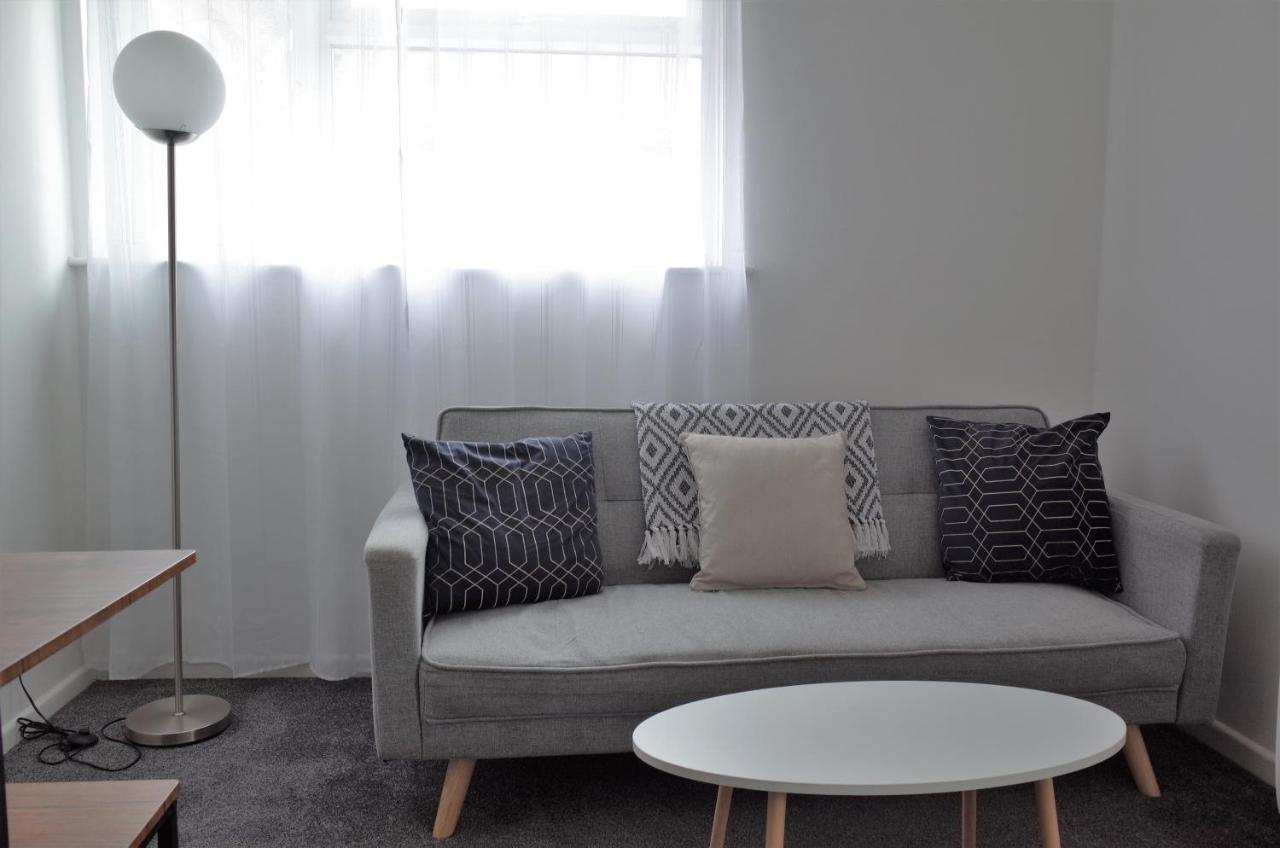 1 Bedroom Apartment With Free Parking Weymouth Bagian luar foto